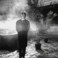 The Black Pit of Dr M (Misterios de ultratumba)