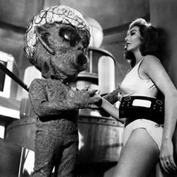Ship of Monsters (La nave de los monstrous)
